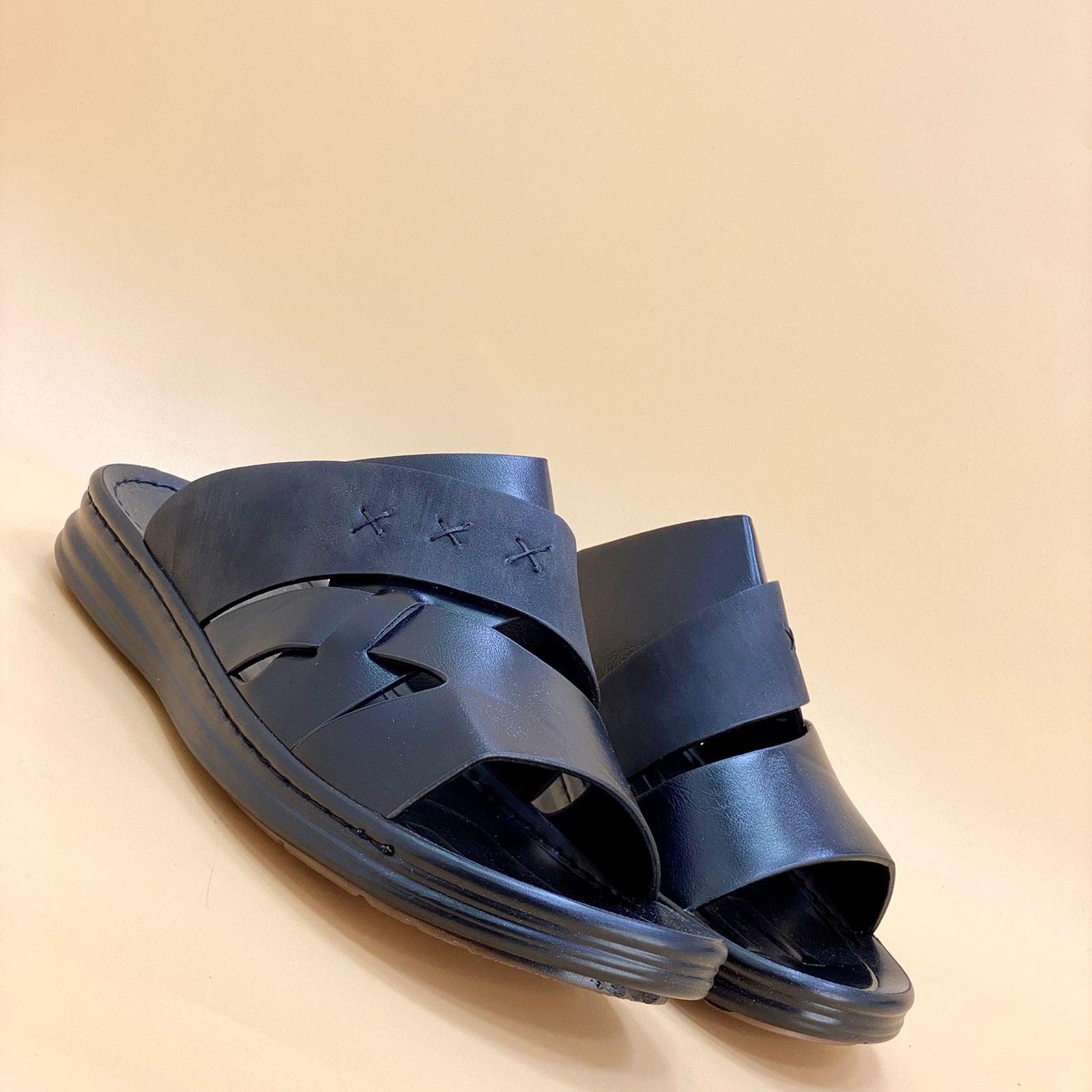 NEW , MEN SLIPPER M557 , MADE IN CHINA - Olive Tree Shoes