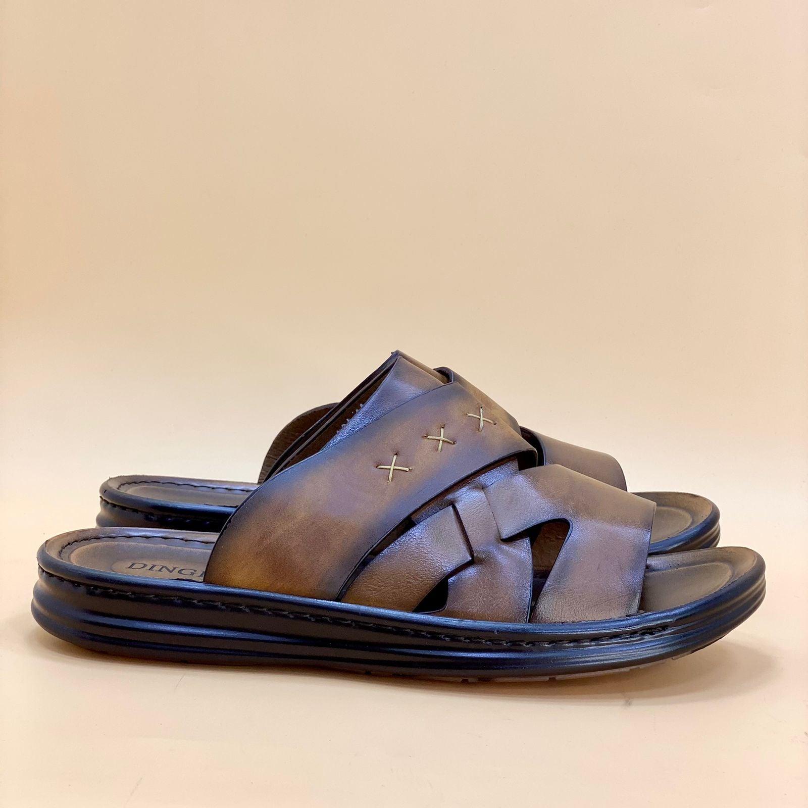 NEW , MEN SLIPPER M557 , MADE IN CHINA - Olive Tree Shoes