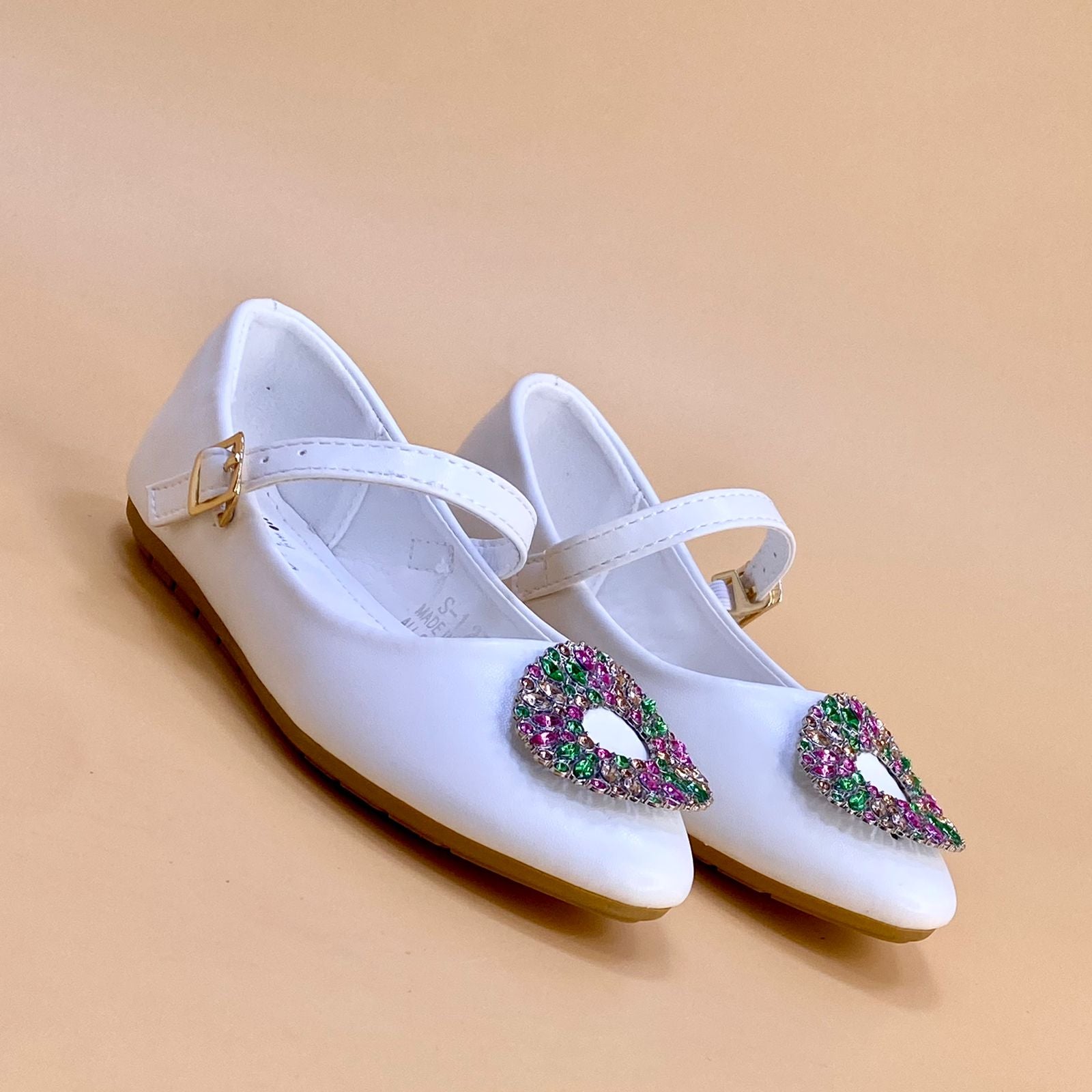 NEW , KIDS SHOES K21 SIZE FROM 25 TO 36