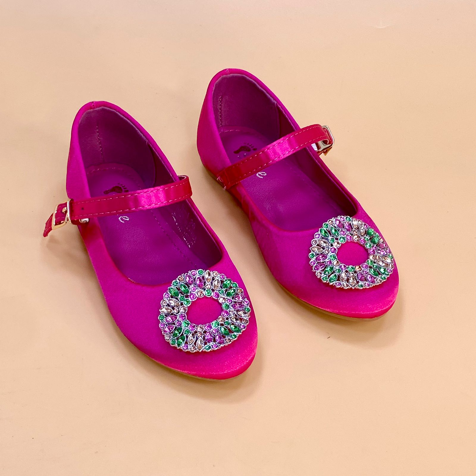 NEW , KIDS SHOES K21 SIZE FROM 25 TO 36