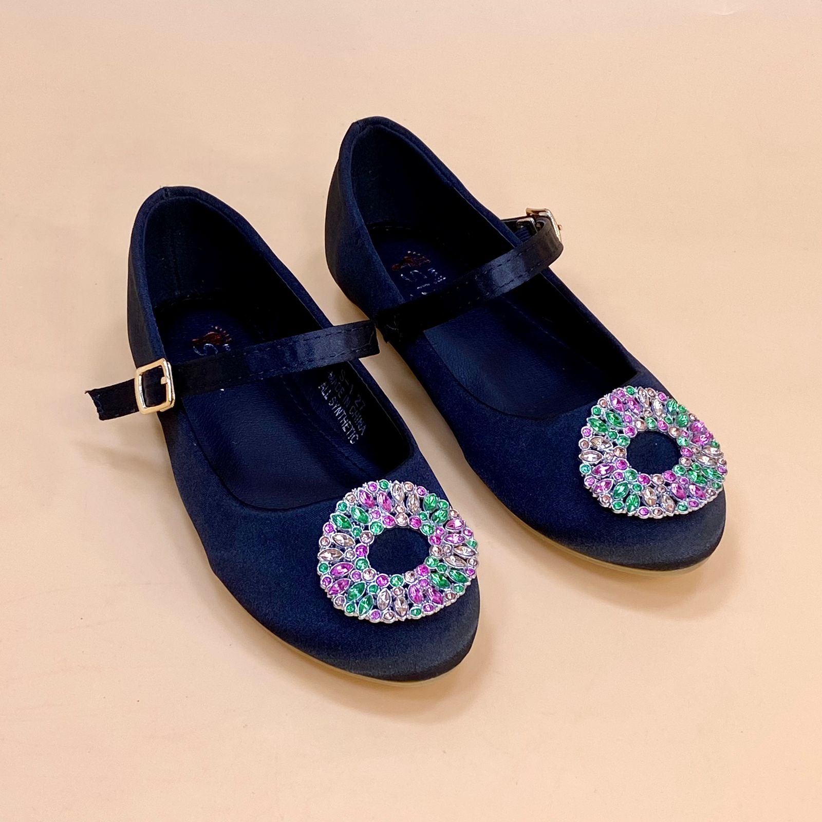 NEW , KIDS SHOES K21 SIZE FROM 25 TO 36