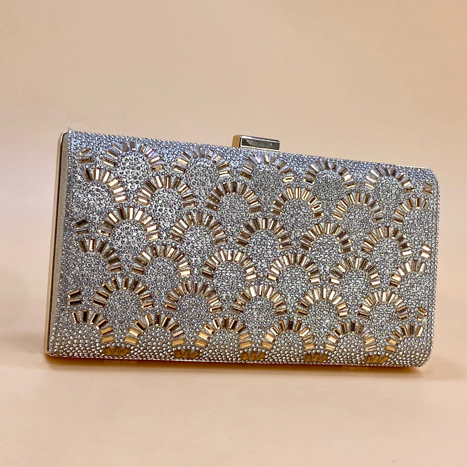 NEW 2023 , WOMEN HANDBAGS B16