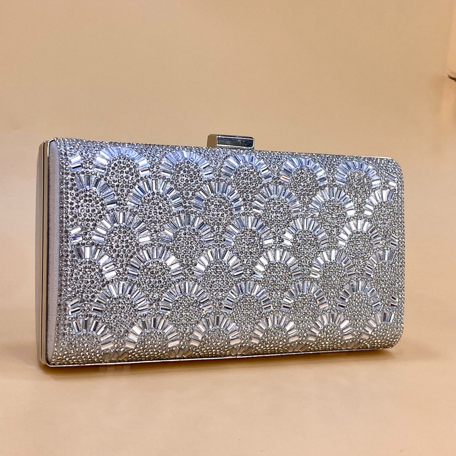 NEW 2023 , WOMEN HANDBAGS B16