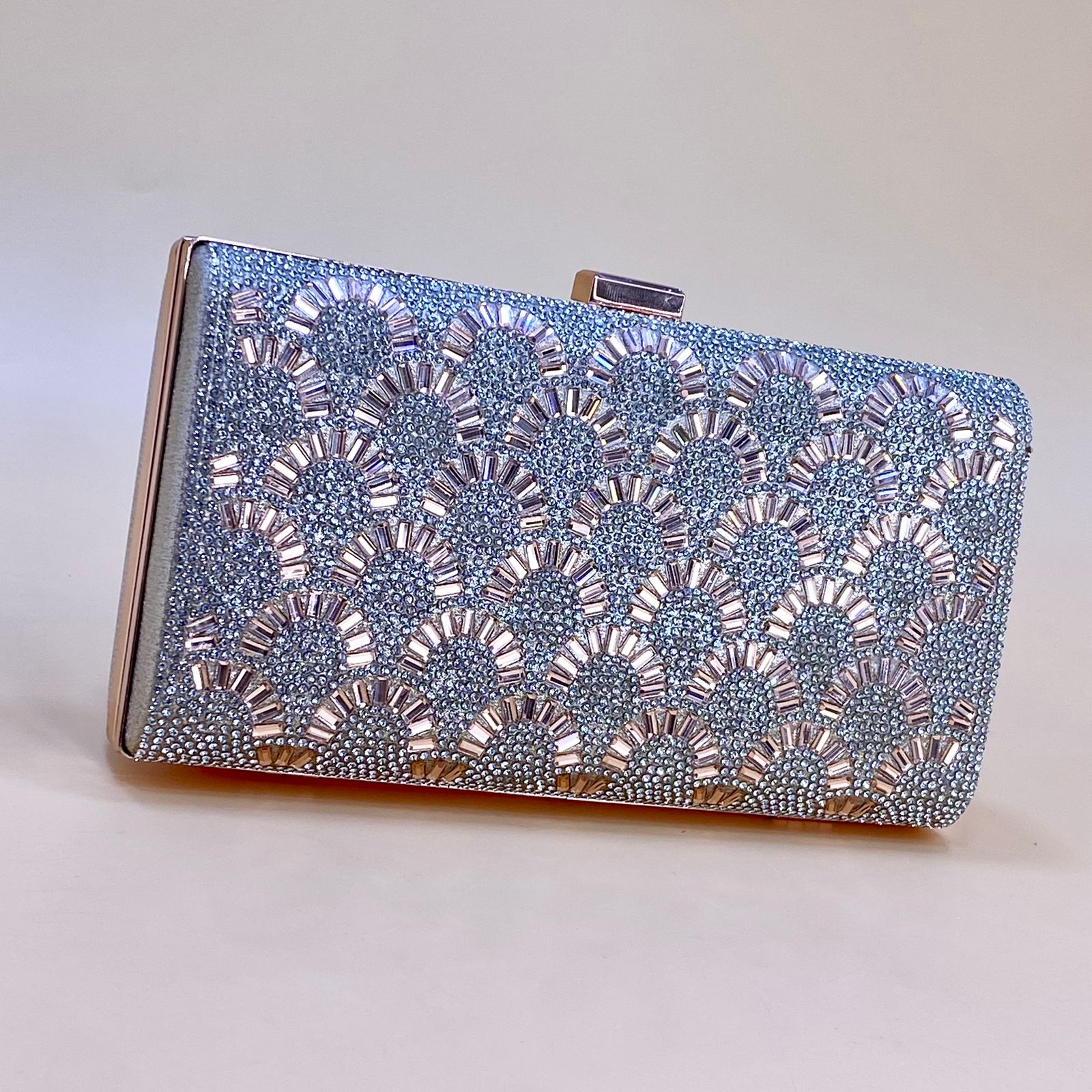 NEW 2023 , WOMEN HANDBAGS B16