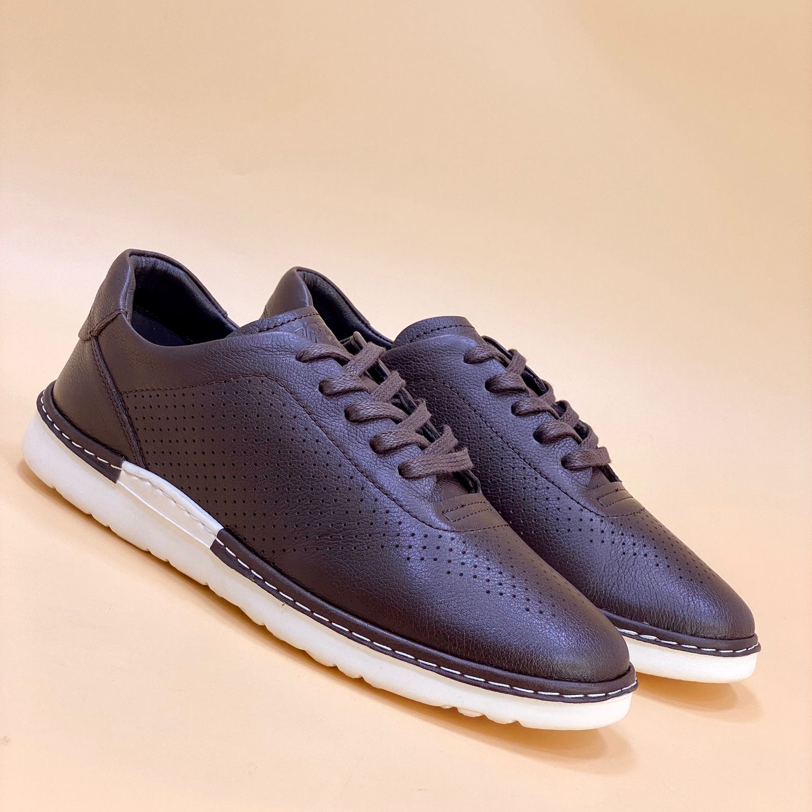 NEW , MADE IN TURKEY GENUINE LEATHER MEN SHOES M205