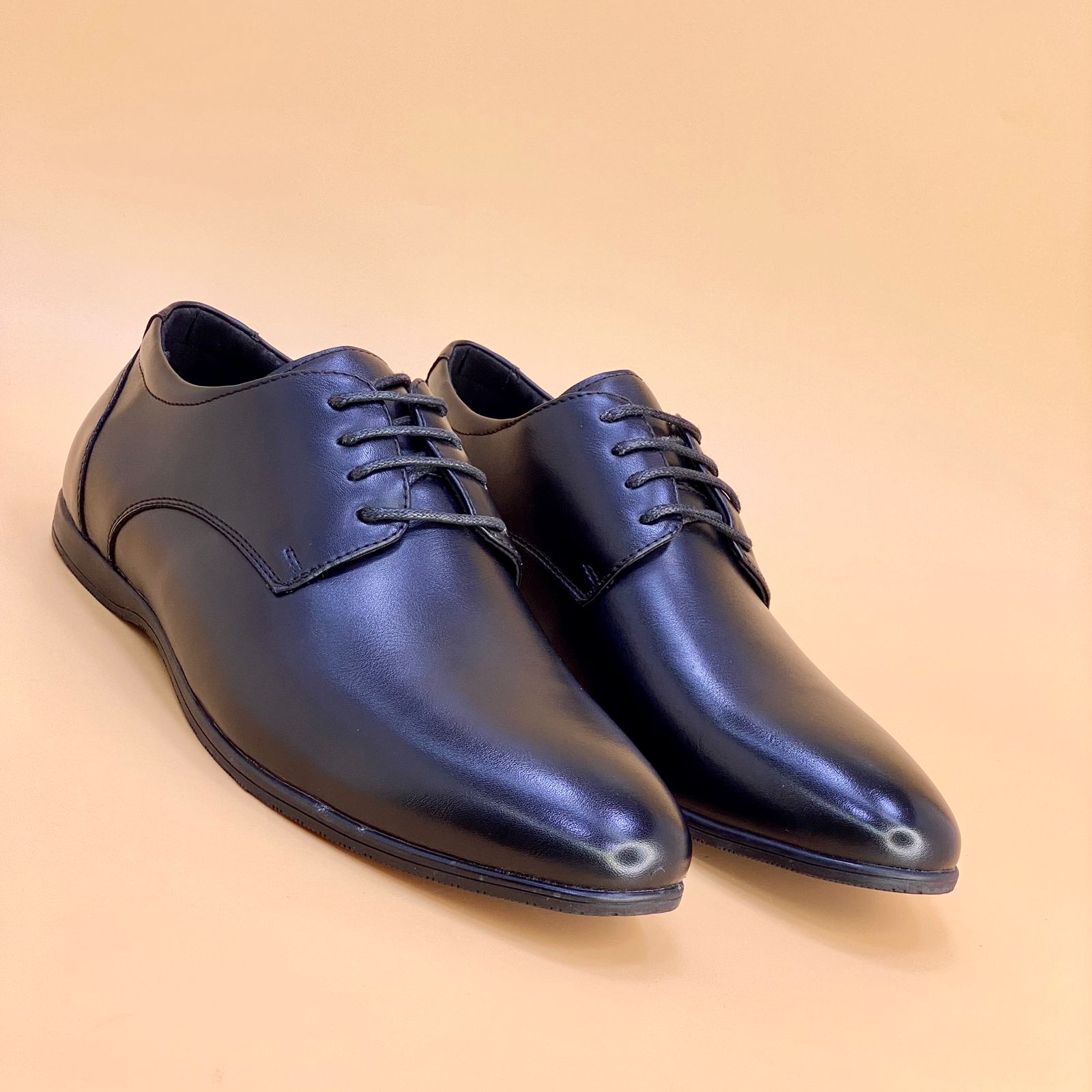 NEW , MEN SHOES M219, MADE IN CHINA