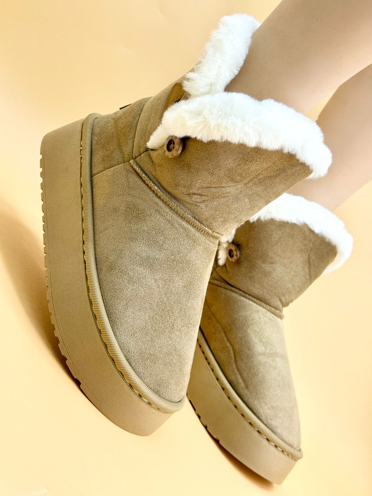 WOMEN SHOSE WW111