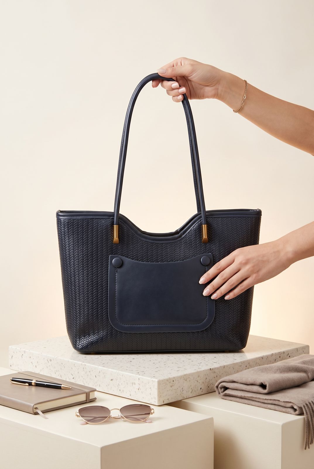 NEW 2026 ,  WOMEN HANDBAGS B63