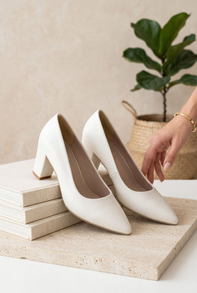 NEW ,  WOMEN SHOES HEELS W646