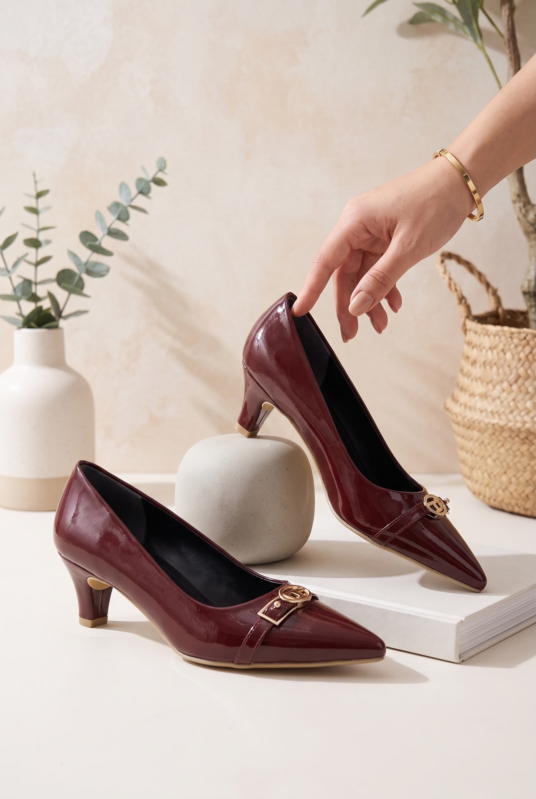 NEW ,  WOMEN SHOES HEELS W829