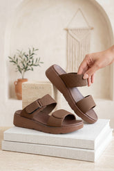 NEW , MEN SLIPPER M563
