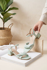 NEW ,  WOMEN SHOES HEELS W629