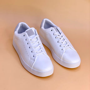 NEW ,  MEN SHOES  M230, MADE IN CHINA
