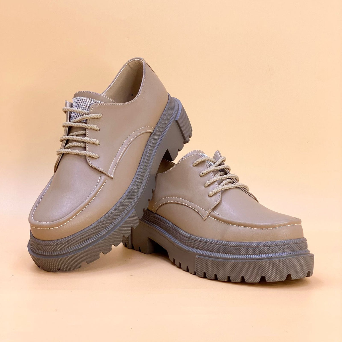 W424  WOMEN SALE