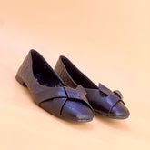 NEW ,  WOMEN FLAT SHOES W244