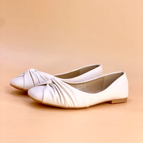 NEW ,  WOMEN FLAT SHOES W239