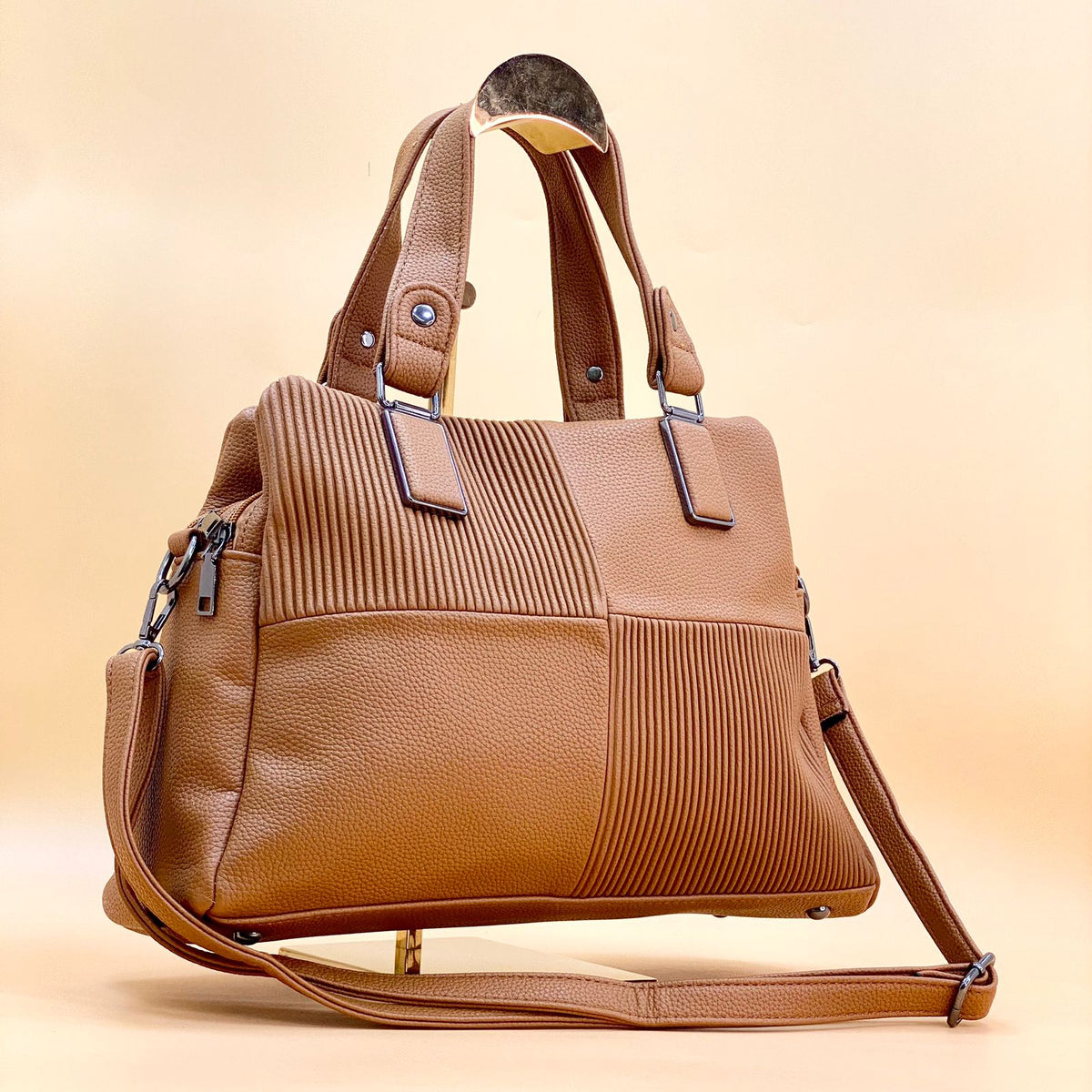 NEW 2024 ,  WOMEN HANDBAGS B65