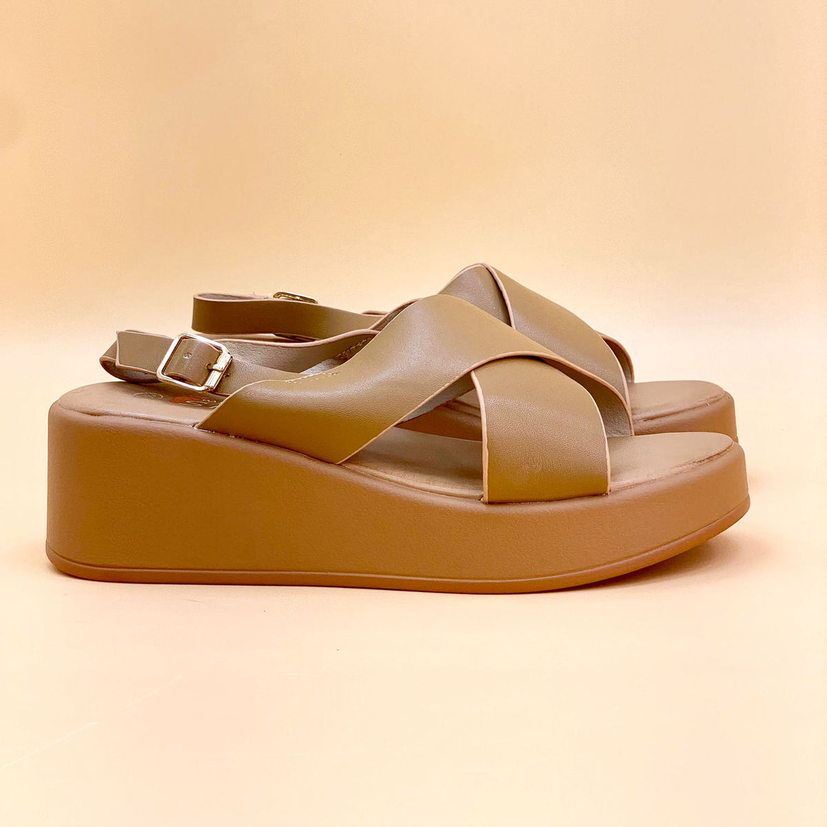 NEW ,  WOMEN SANDAL W468