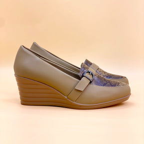 NEW , WOMEN SHOES W522