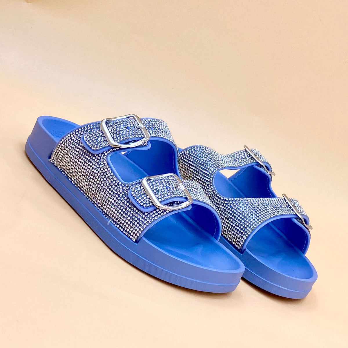 NEW , WOMEN SLIPPERS S41