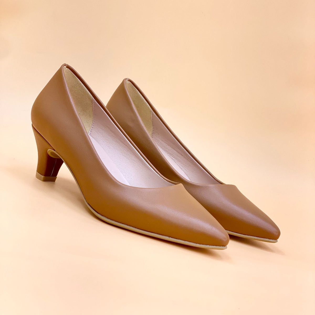 NEW ,  WOMEN SHOES HEELS W442