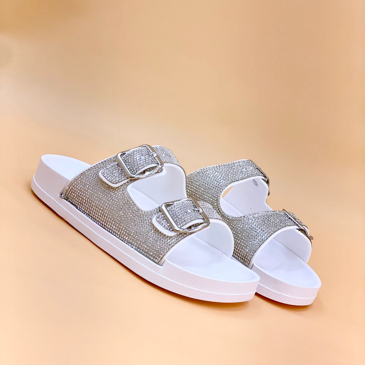 NEW , WOMEN SLIPPERS S41