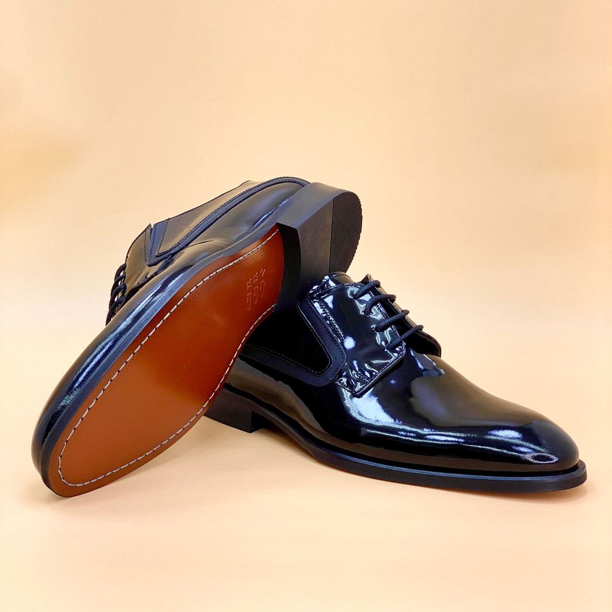 NEW ,  MADE IN TURKEY GENUINE LEATHER MEN SHOES M863