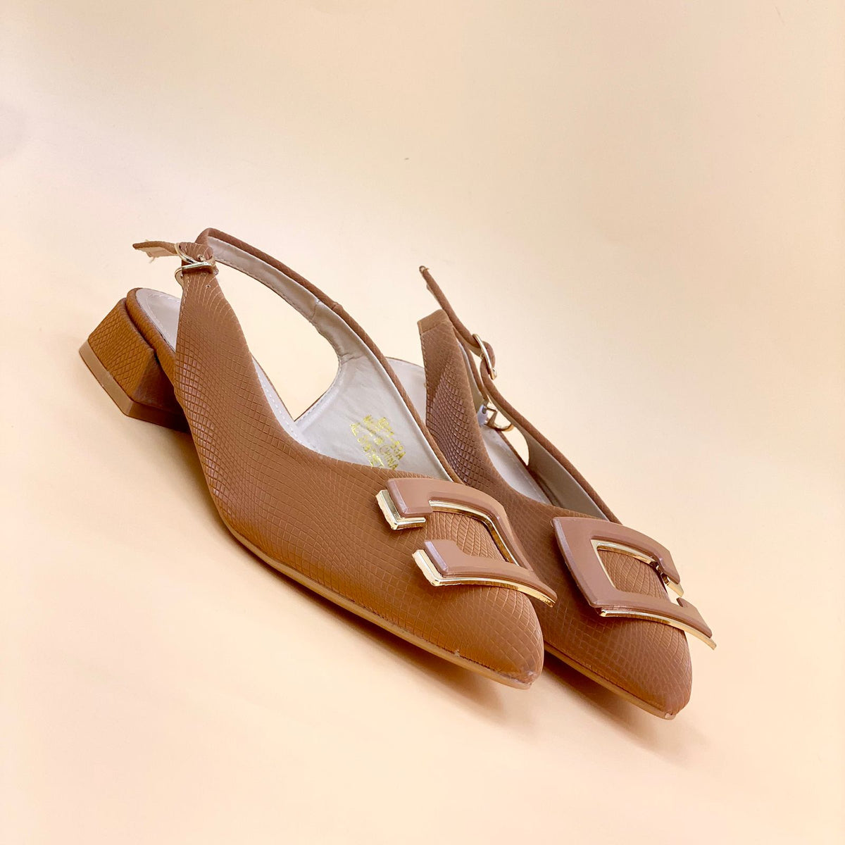 NEW ,  WOMEN SHOES HEELS W361
