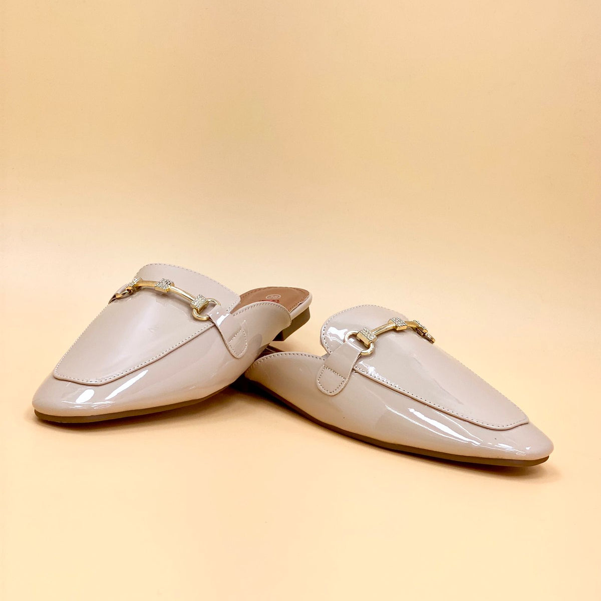 NEW , WOMEN SLIPPERS S754