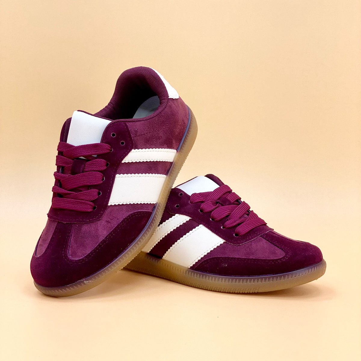 NEW ,  WOMEN FLAT SHOES W491