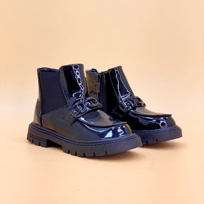 NEW , KIDS BOOTS KW4