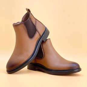 NEW ,  MEN BOOTS  M926 , MADE IN CHINA