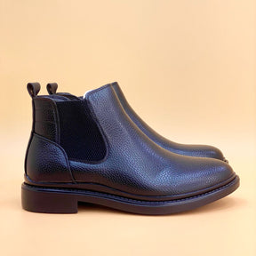NEW ,  MEN BOOTS  M926 , MADE IN CHINA