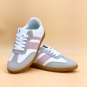 NEW ,  WOMEN FLAT SHOES W491