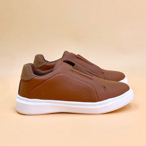 NEW ,  KIDS SHOES SIZE FROM 25 TO 41 K95