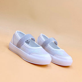 NEW ,  KIDS SHOES SIZE FROM 20 TO 37 K97