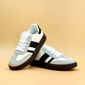 NEW ,  KIDS SHOES SIZE FROM 31 TO 36 K108