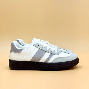 NEW ,  KIDS SHOES SIZE FROM 31 TO 36 K108