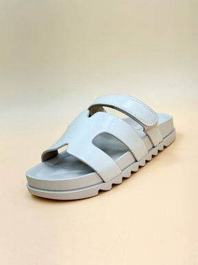 NEW , WOMEN SLIPPERS S48