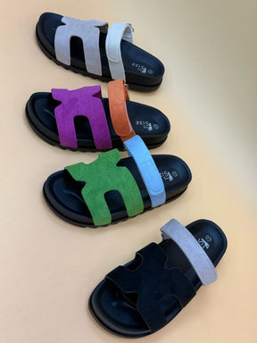 NEW , WOMEN SLIPPERS S59