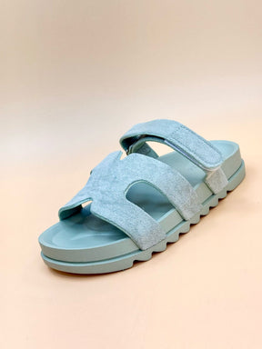NEW , WOMEN SLIPPERS S52
