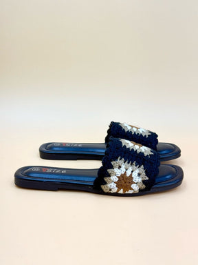 NEW , WOMEN SLIPPERS S56