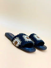 NEW , WOMEN SLIPPERS S56