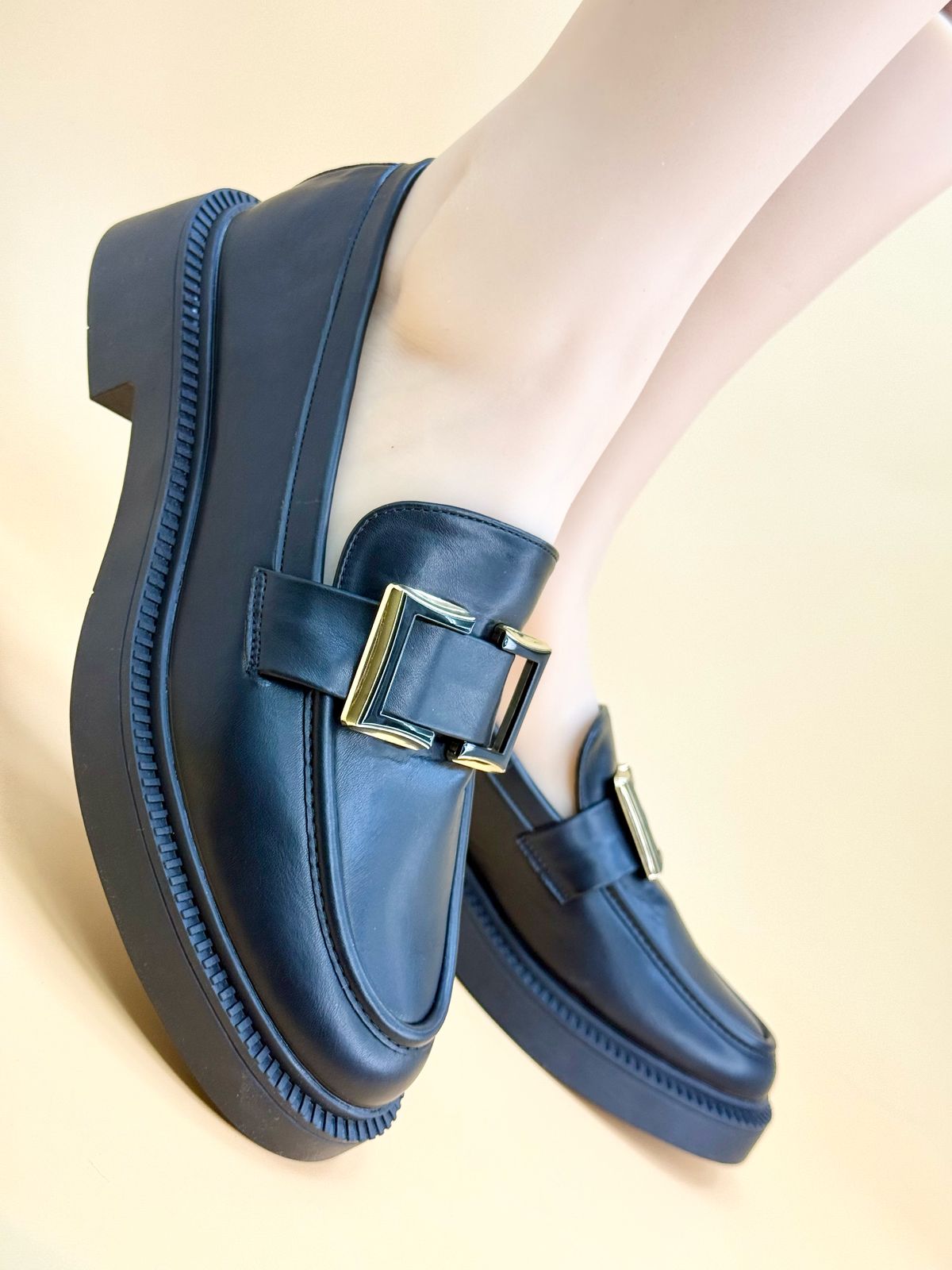 NEW ,  WOMEN FLAT SHOES W498