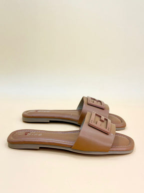 NEW , WOMEN SLIPPERS S19