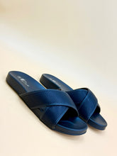 NEW , WOMEN SLIPPERS S5