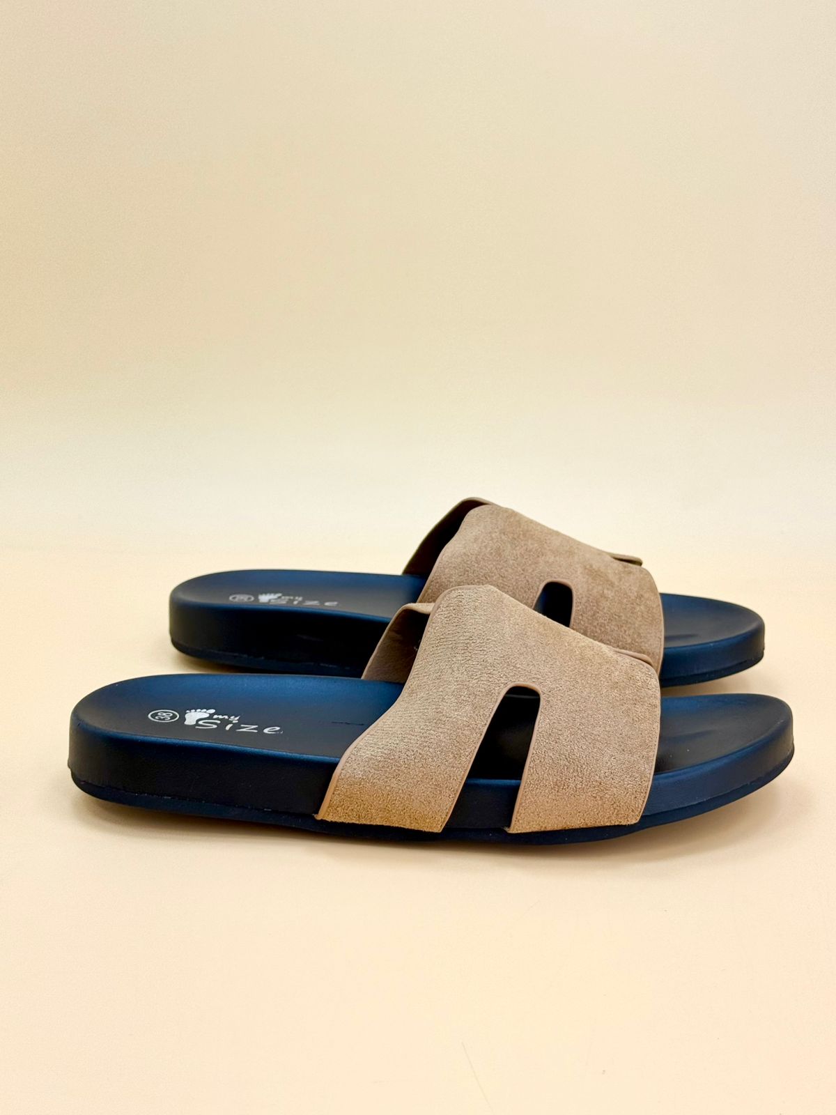 NEW , WOMEN SLIPPERS S6