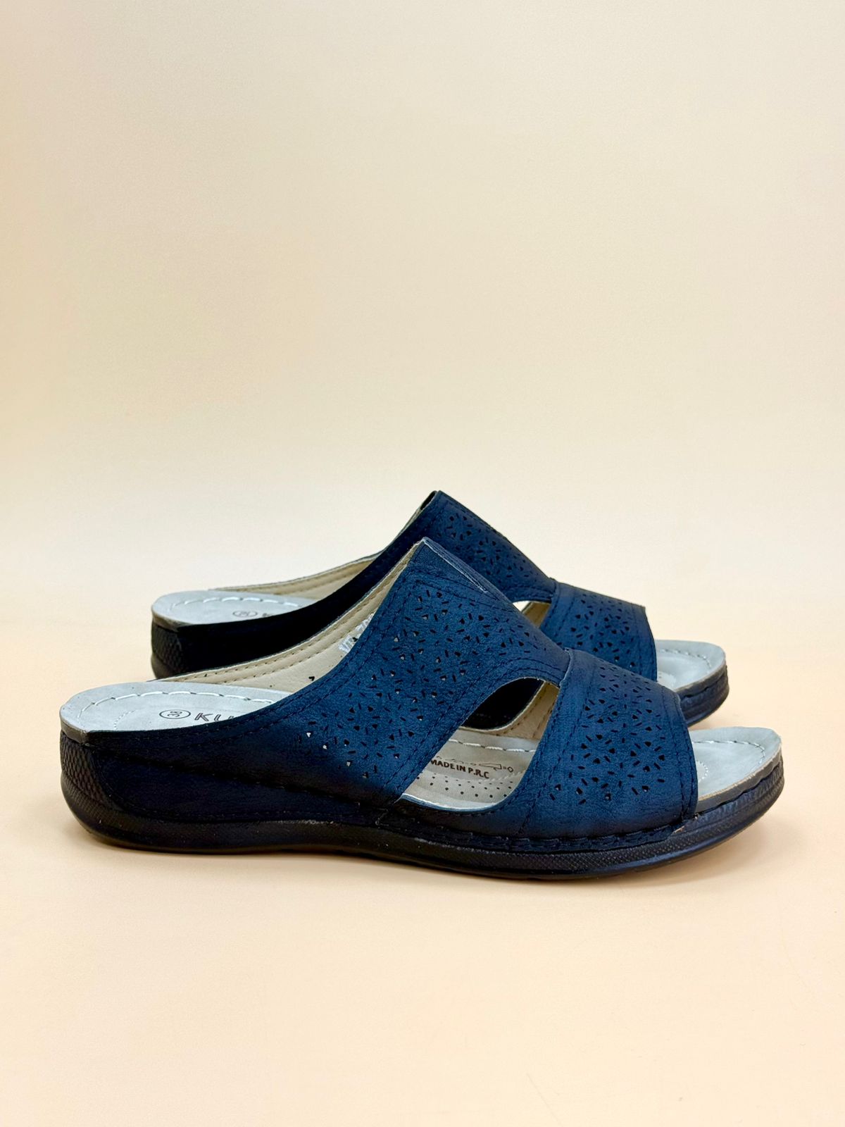 W823 WOMEN SALE
