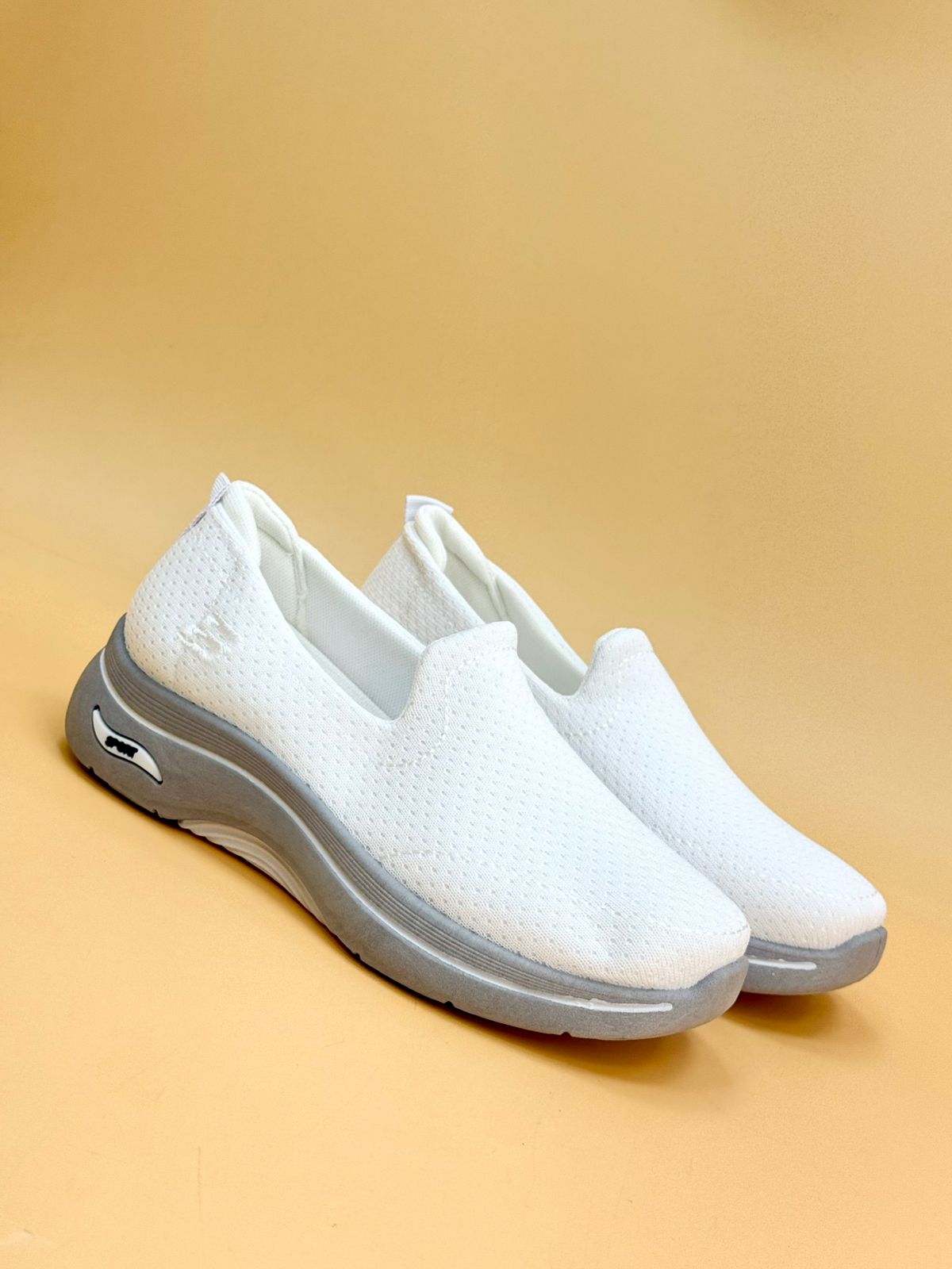 W800 WOMEN SALE