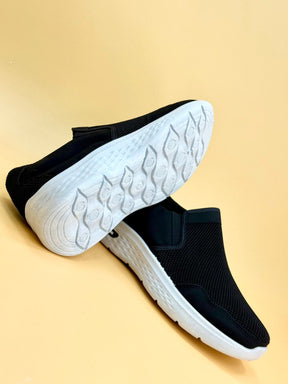 MEN SALE SIZE FROM 40 TO 45 M9